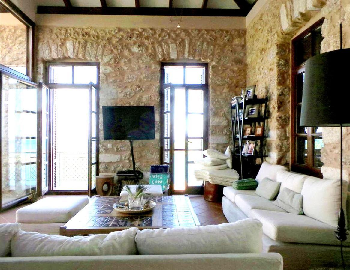 Gytheio Retreat, Panoramic Sea View Apartment エクステリア 写真