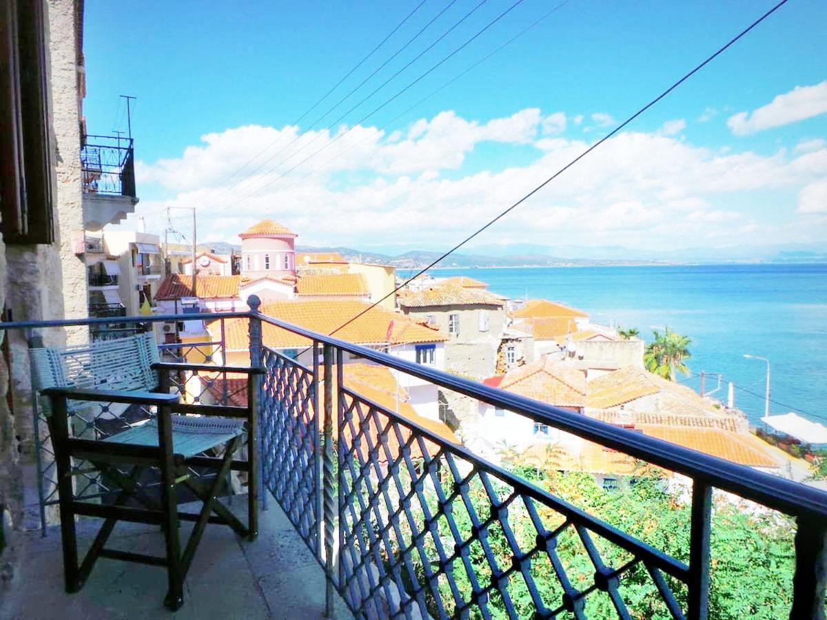 Gytheio Retreat, Panoramic Sea View Apartment エクステリア 写真