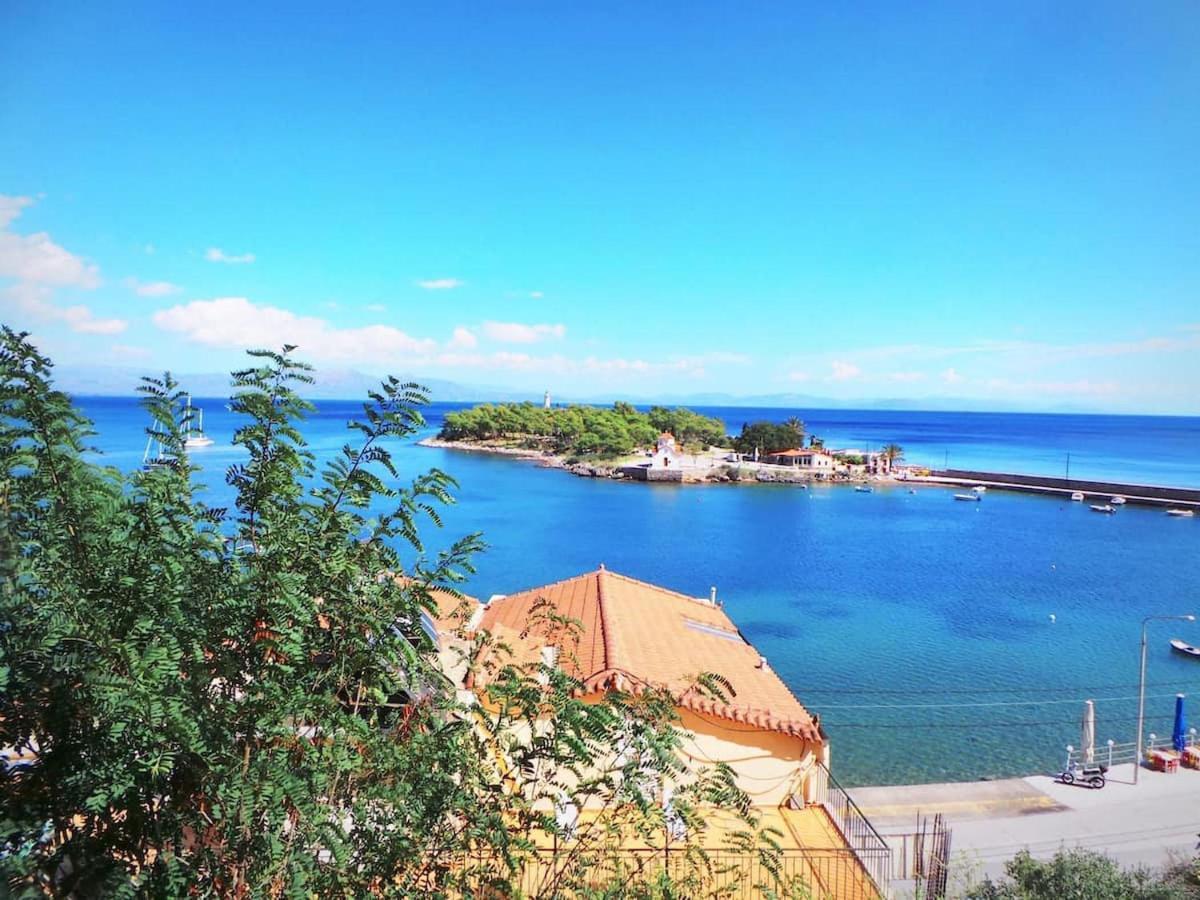 Gytheio Retreat, Panoramic Sea View Apartment エクステリア 写真