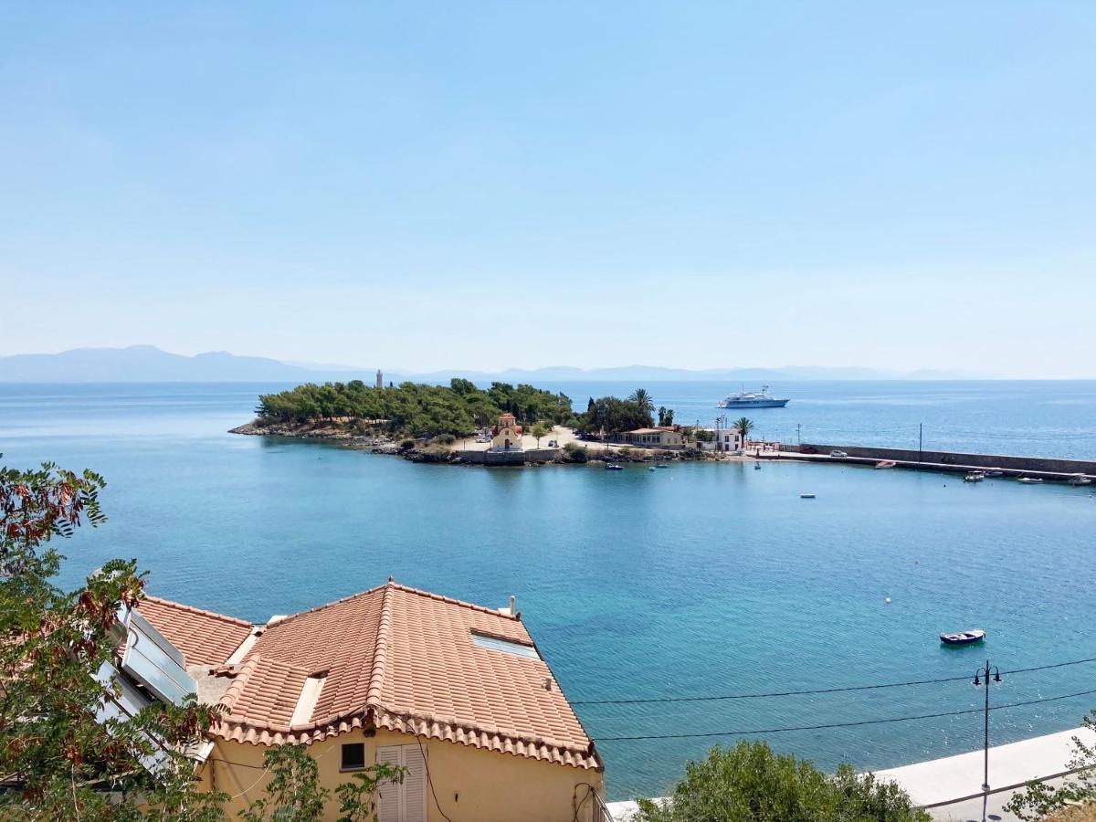 Gytheio Retreat, Panoramic Sea View Apartment エクステリア 写真