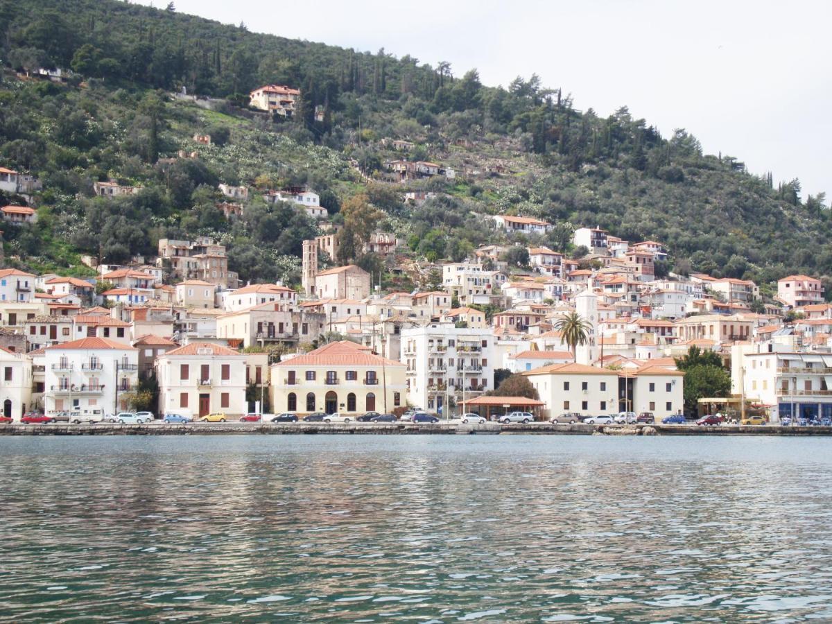 Gytheio Retreat, Panoramic Sea View Apartment エクステリア 写真